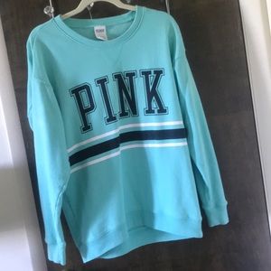 Super cute crew neck sweater